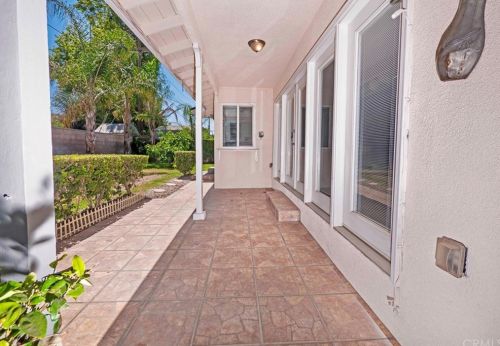 4195 Adams St, Riverside CA  92504-3003 exterior