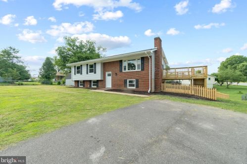 5 Payton Ct, Fredericksburg, VA 22405-2254