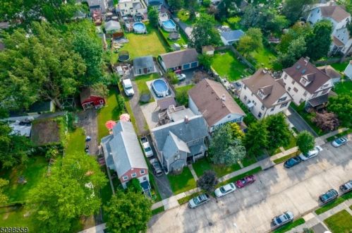 152 Maple Ave, Rahway, NJ 07065-3108