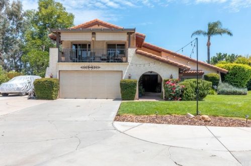 15865 Calumet Ct, Riverside, CA 92506-5807