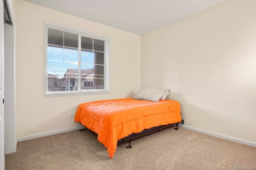 11542 Chambers Dr, Denver CO  80022-6607 exterior