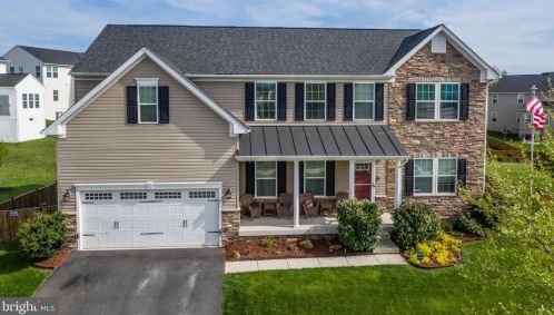 114 Eisentown Dr, Lovettsville, VA 20180-8549