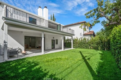 4614 Tobias Ave, Van Nuys CA  91403-2823 exterior