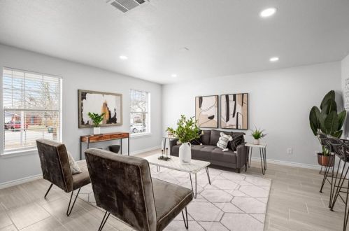 193 Spg Br Loop, Uhland TX 78640-5365 exterior