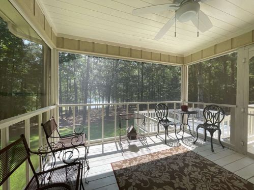 1071 Cameron Mill Rd, Lagrange, GA 30240-6354