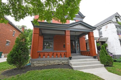 1749 Hanfield St, Cincinnati, OH 45223-2260