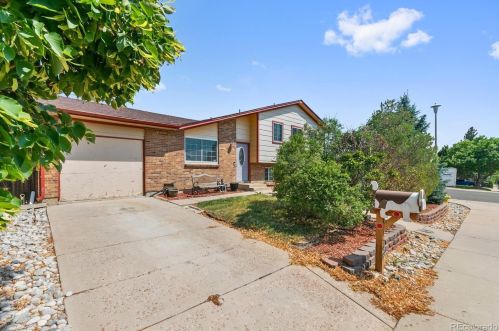 1798 Ouray St, Denver, CO 80017-5136