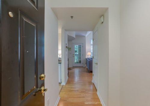3636 Habersham Rd, Atlanta GA  30305-1153 exterior