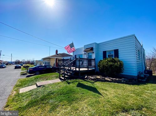 102 Auburn Ave, Cumberland, MD 21502-3210