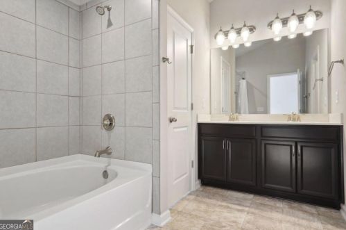 7021 Kingswood Run Dr, Atlanta GA  30340-1865 exterior