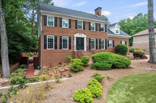 2132 Dunwoody Glen Ct, Atlanta GA  30338-1364 exterior