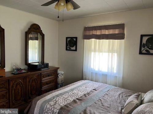 204 Samdin Blvd, Trenton NJ 08610-3934 exterior