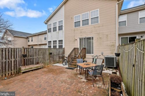 23 Dunlap Dr, Charles Town WV  25414-6512 exterior