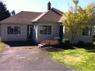 6514 Thiessen Rd, Portland OR  97267-2201 exterior
