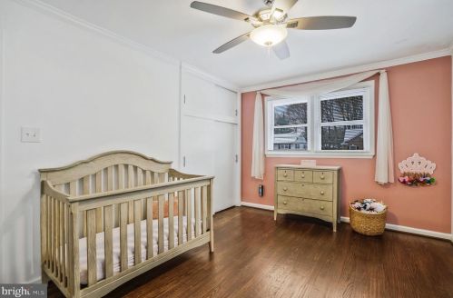 7604 Gresham St, Springfield VA  22151-2933 exterior