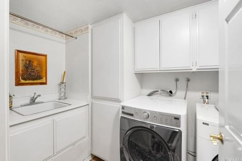 3 Descanso, Irvine CA  92620-1843 exterior