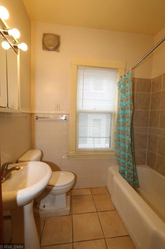 360 Burgess St, Saint Paul MN  55117-5209 exterior