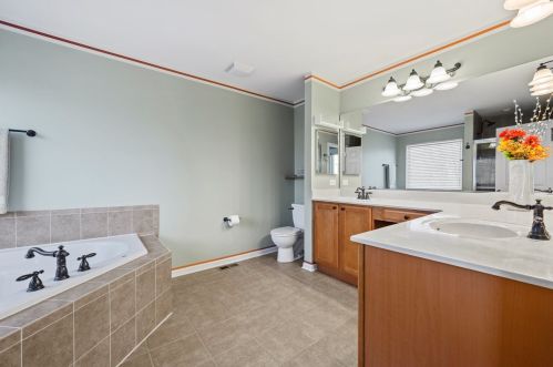 1540 Fulton Ln, Sycamore IL  60178-3048 exterior