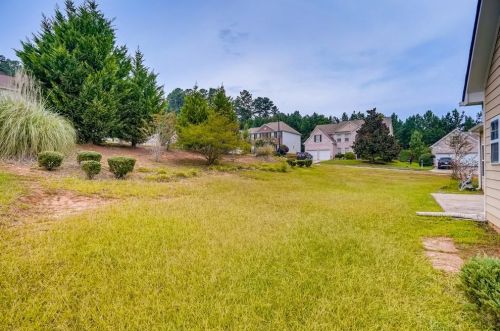 5387 Heyward Pl, Atlanta GA  30349-1256 exterior