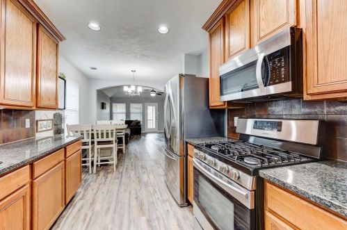 26311 Christen Canyon Ln, Richmond TX 77406-5465 exterior