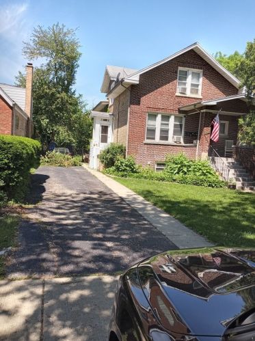 1922 Sayre Ave, Chicago, IL 60707-3838