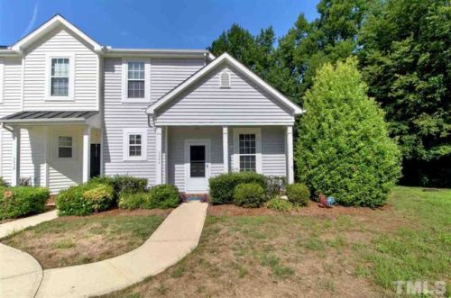 3040 White Cloud Cir, Apex, NC 27502-4065