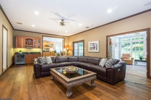 51 Woodland Rd, Dover NJ  07869-4135 exterior