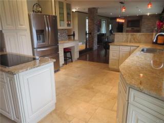 2360 Lehigh Pkwy, Allentown PA  18103-3748 exterior