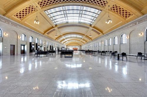 168 6th St, Saint Paul MN  55101-1996 exterior