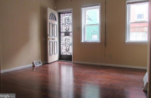 524 Douglas St, Philadelphia PA  19104-2566 exterior