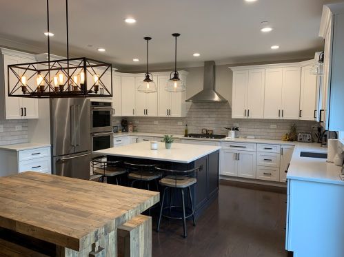 516 64th St, Willowbrook IL  60527-1812 exterior