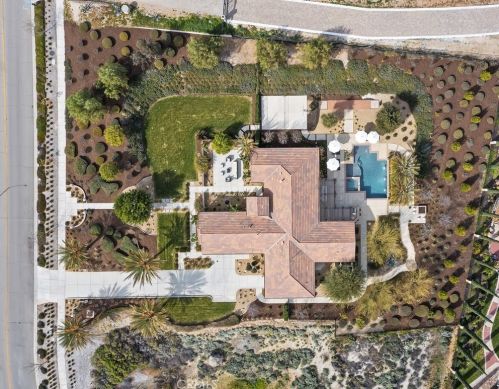 1769 Green Orchard Pl, Riverside CA  92508-8746 exterior