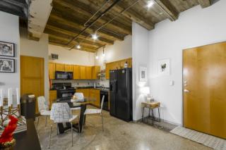 1309 Main St, Dallas TX  75202-4000 exterior