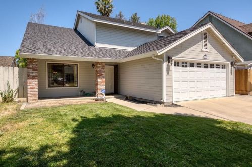 2537 Burlwood Dr, Modesto, CA 95355-9575