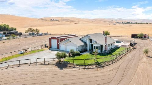 34735 Bernard Rd, Tracy, CA 95377-9356