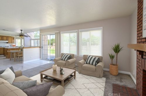 1901 Praed St, Riverside CA  92503-6630 exterior