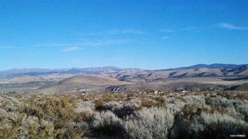 18 Sunrise Trl, Fredricksburg, CA 96120-9590