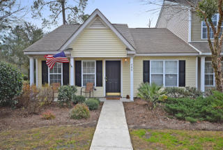 600 Elm Hall Cir, Summerville, SC 29483-8679