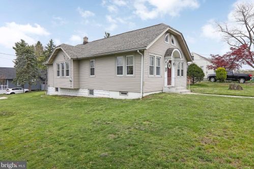 219 3rd Ave, Runnemede, NJ 08078-1620