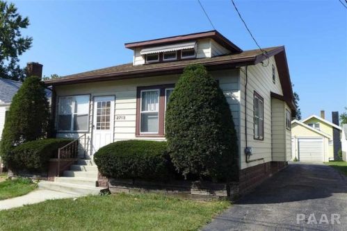 2713 Prospect Rd, Peoria IL  61603-2142 exterior