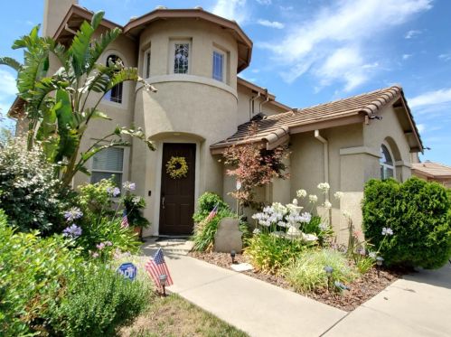 10036 Shana Way, Elk Grove, CA 95757-5956