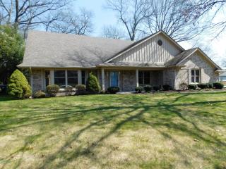 2624 Stoneleigh Dr, Toledo, OH 43617-1386