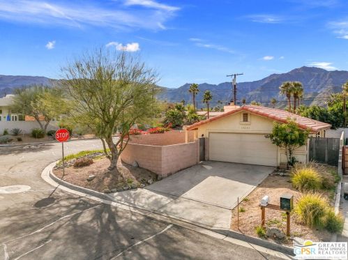 54245 Avenida Mendoza, La Quinta, CA 92253-3628