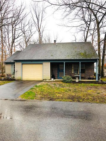 518 Petunia Ln, Lakehurst, NJ 08759-4318