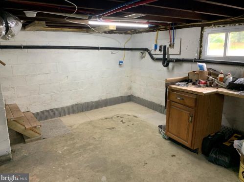 505 Mount Laurel Rd, Mount Laurel NJ  08054-9554 exterior