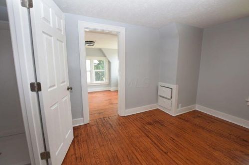 252 Circle Dr, Springfield OH  45503-3300 exterior