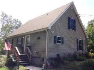 48 Katja Ln, Bethlehem, NH 03574-5115