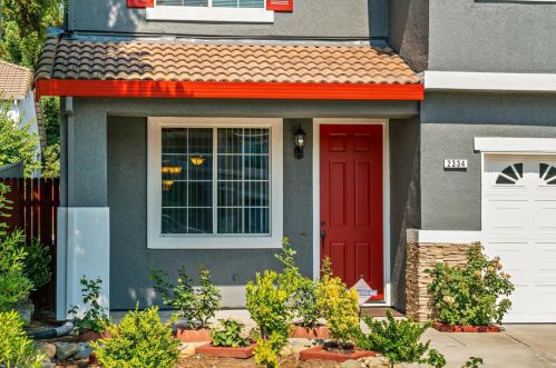 2334 Pez Gallo Pl, Rancho Cordova, CA 95670-6221