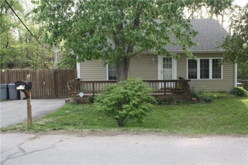 808 9th St, Wathena, KS 66090-4053