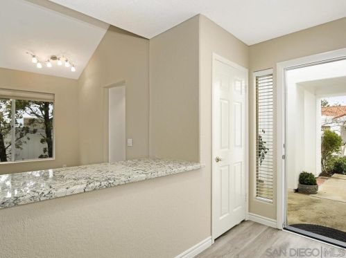 4676 Cordoba Way, Oceanside, CA 92056-5104